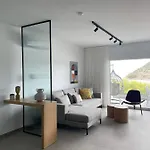 Thea Luxury